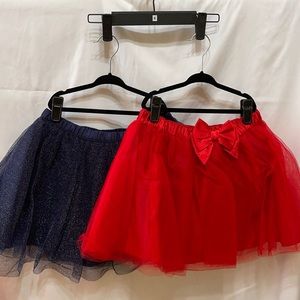 2 pk Gymboree skirts